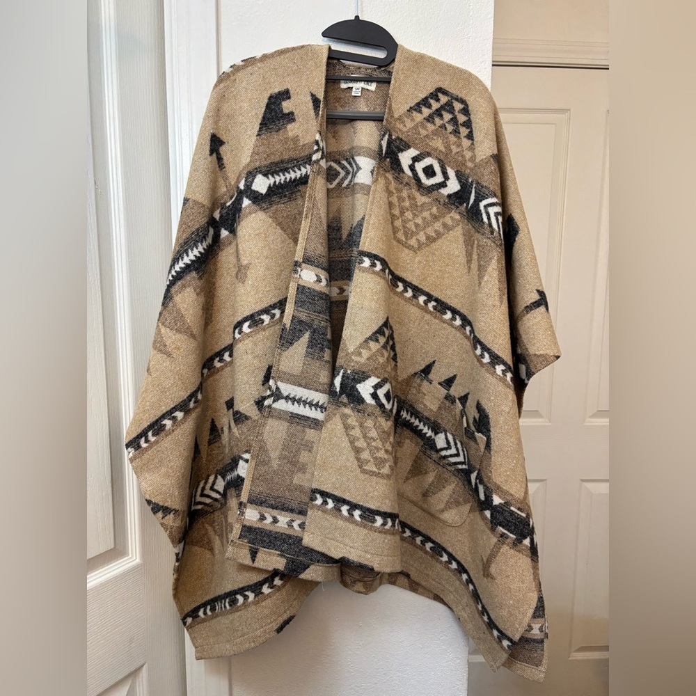 Tassels and Lace Aztec Patterned Poncho